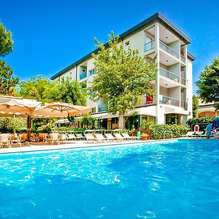 Park Hotel Zaira Cervia Exterior photo
