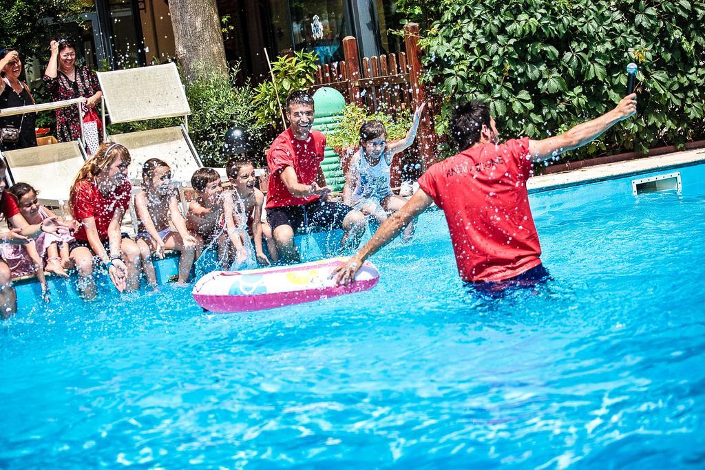 Park Hotel Zaira Cervia Exterior photo