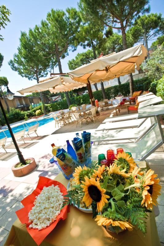 Park Hotel Zaira Cervia Exterior photo